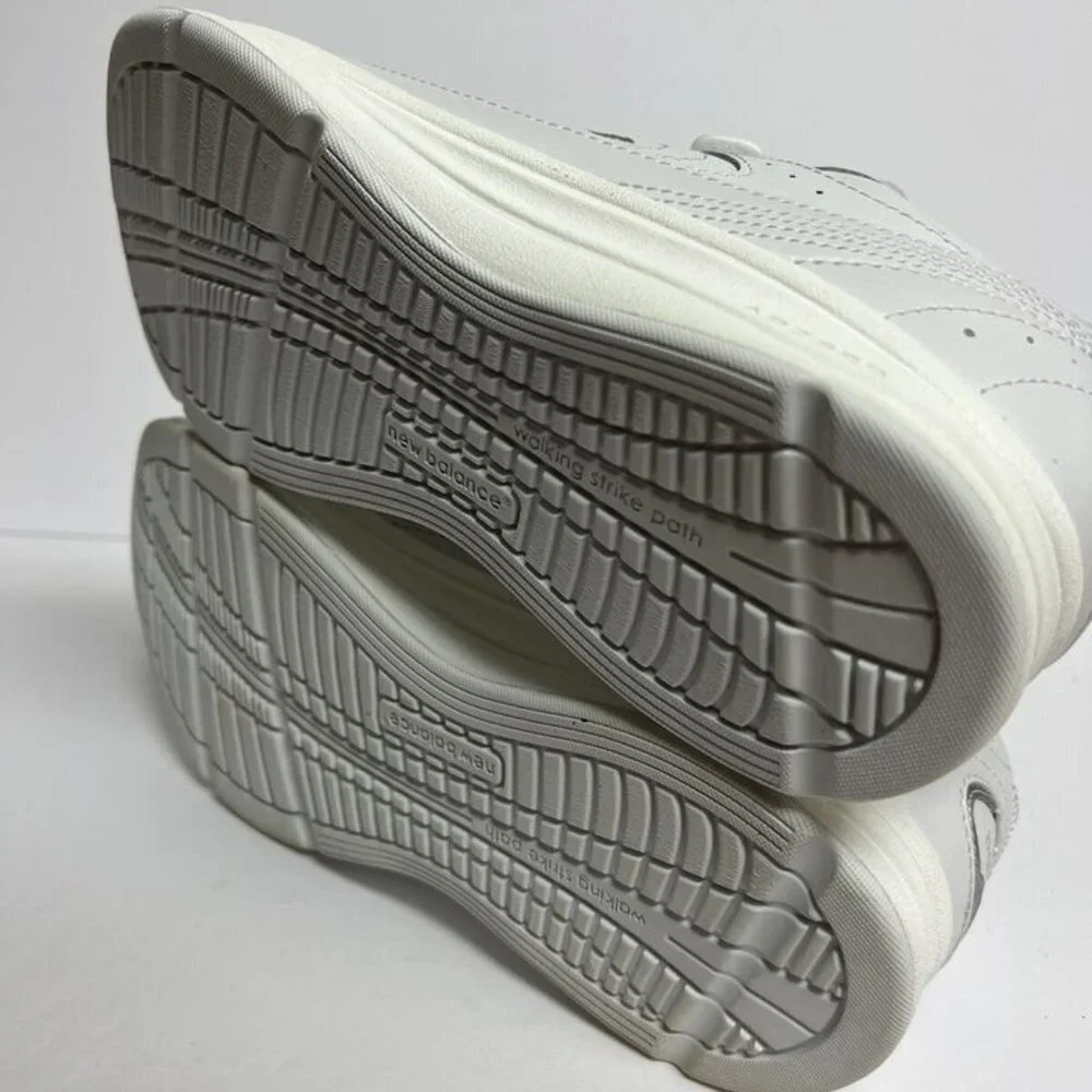 New Balance Womens 577v1 Walking Shoe White Size 9.5EE